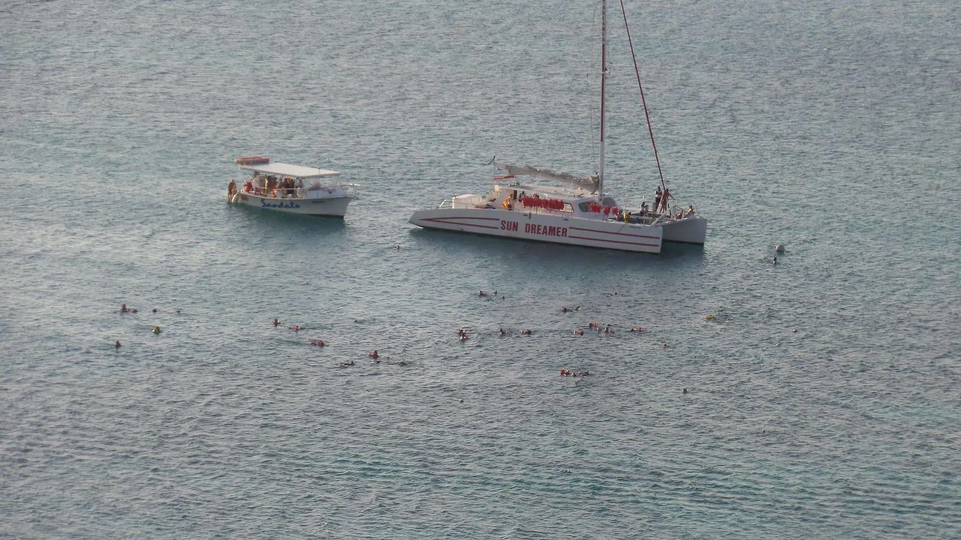 Apartamento Baywatch Beach At Montego Bay Club