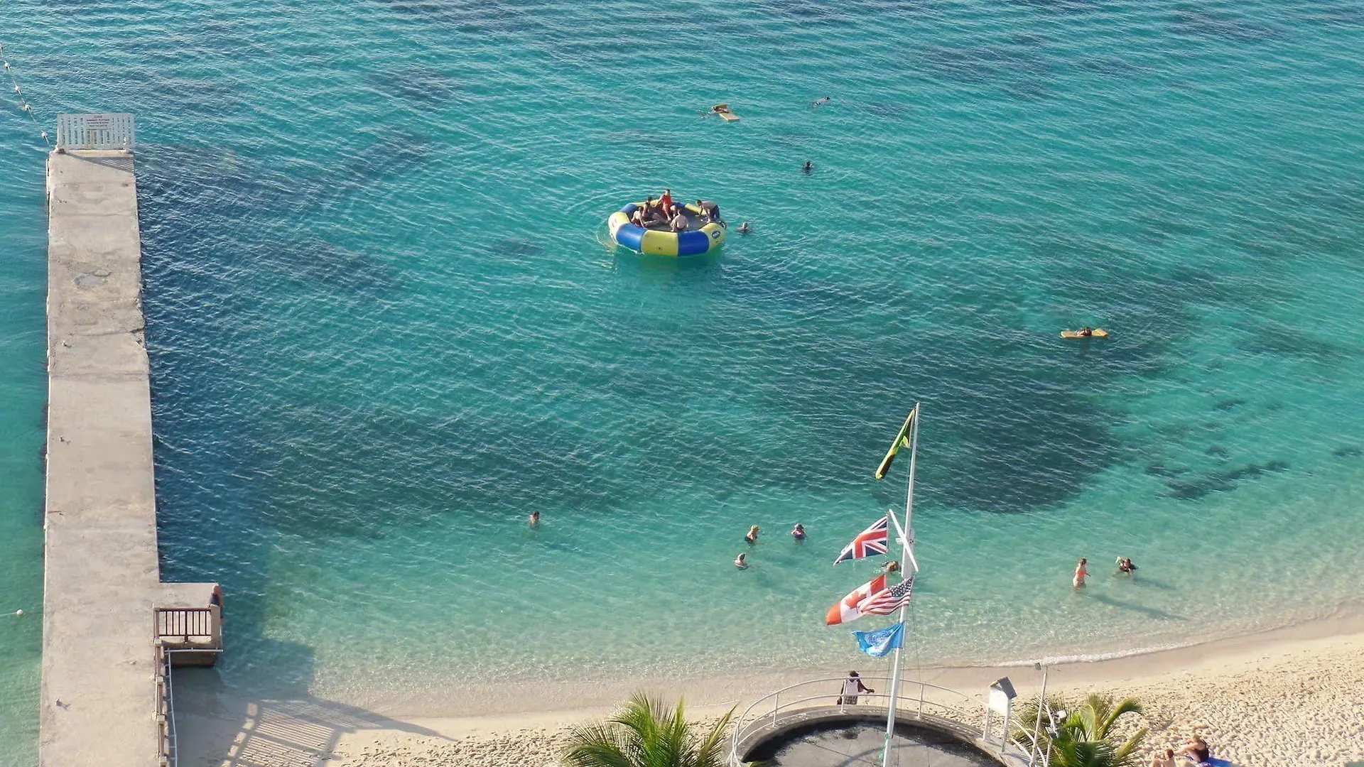 Contactos de Baywatch Beach At Montego Bay Club
